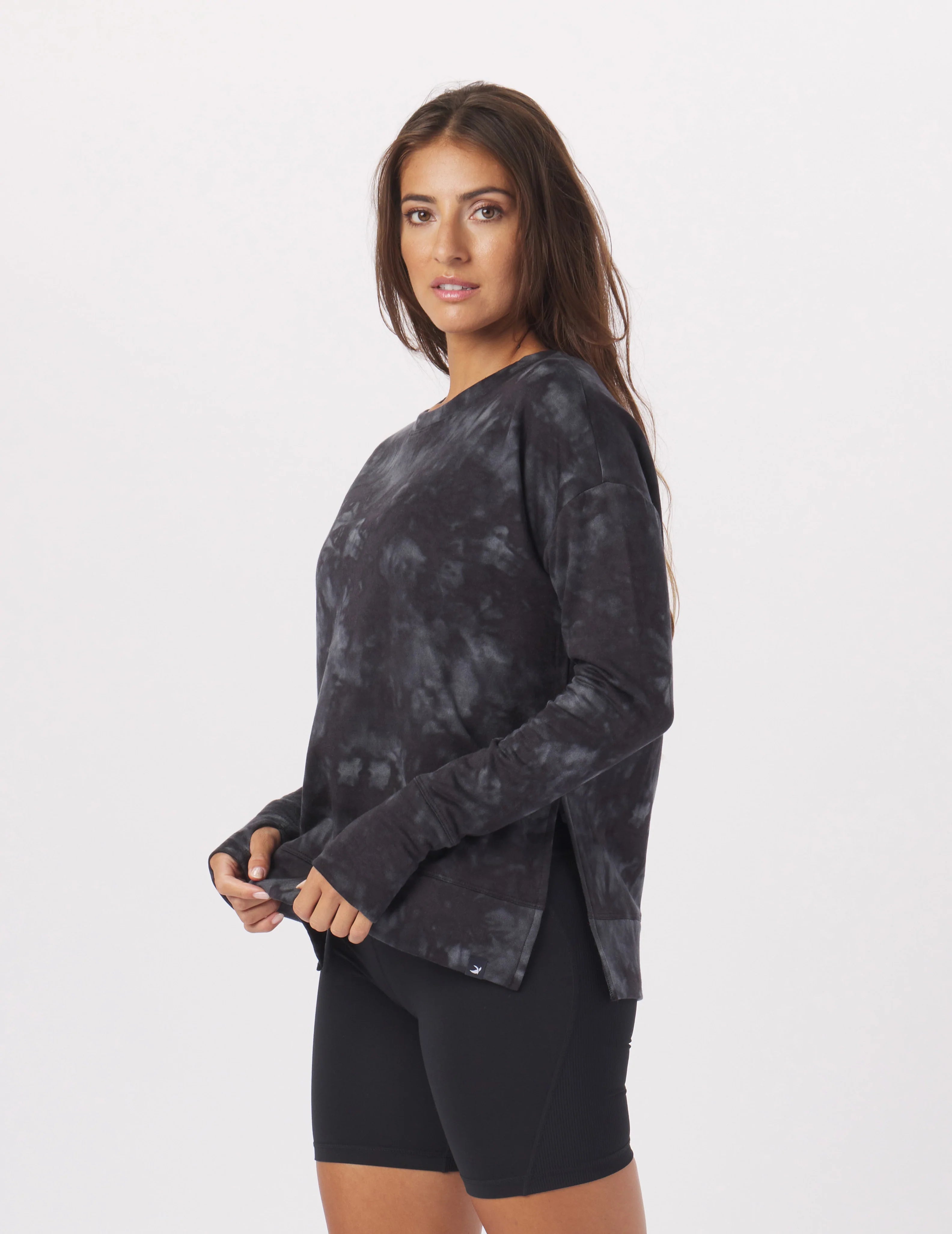 Vibrant Femme Fashion Lounge Long Sleeve: Black Stone Dye