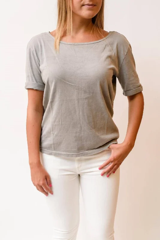 Elegant Details Back V-Neck Tee In Ash