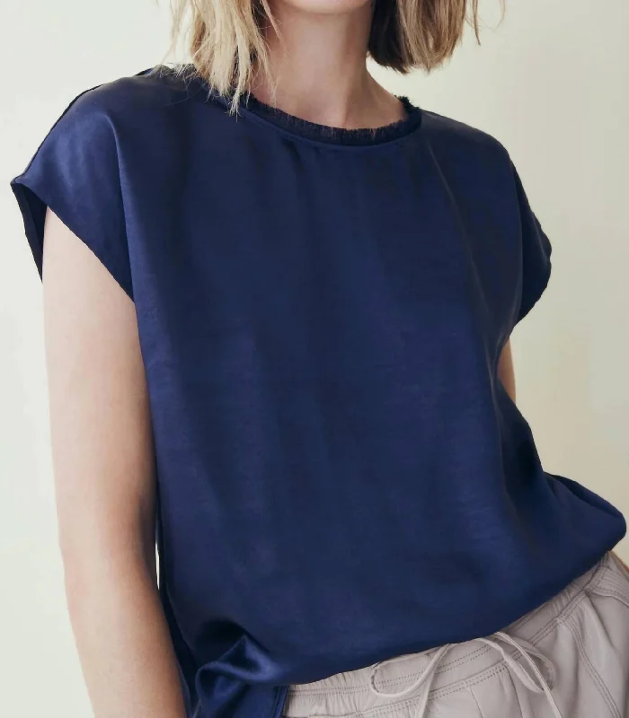 Summer Fashion Juny Satin Tee In Navy