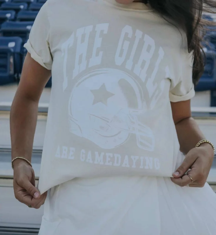 Budget Friendly The Girls Are Gamedaying Tee In Cream