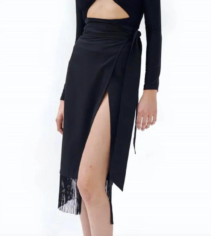 Ends Soon Lexus Skirt In Black