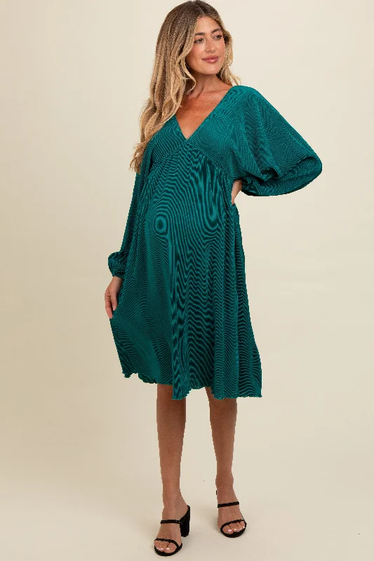 Relaxed Style Forest Green Pleated Deep V-Neck Maternity Midi Dress